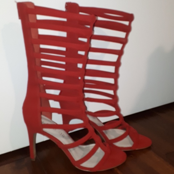 Meet your Posher, Redshoes - Picture 1 of 1